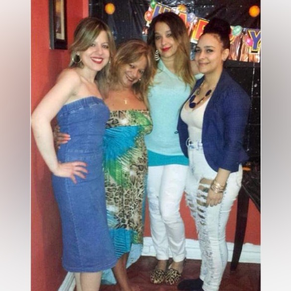 LIKE❤️MY FLYER SO YOU CAN BE NOTIFIED WHEN I GO LIVE💃 - Picture 7 of 13